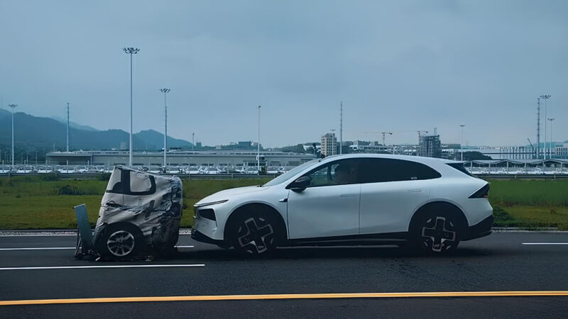 Xpeng G7 impressiona em teste de frenagem autônoma de emergência a 130 km/h
