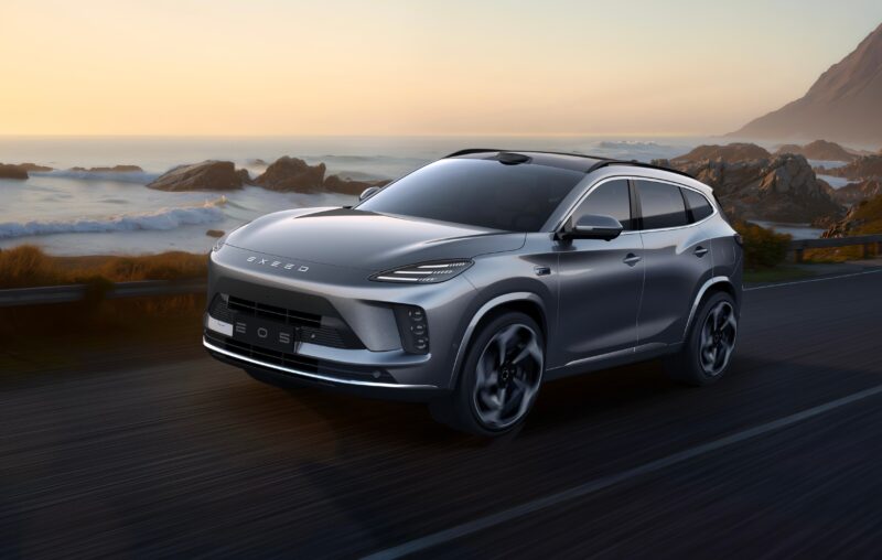 Exeed Exlantix E05 estreia em Munique como SUV médio para a família