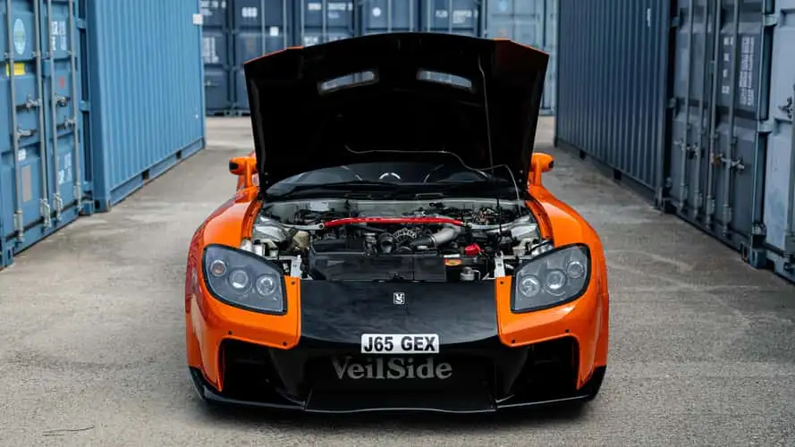 Mazda RX-7 de 'Velozes e Furiosos' é leiloado por valor milionário no Reino Unido