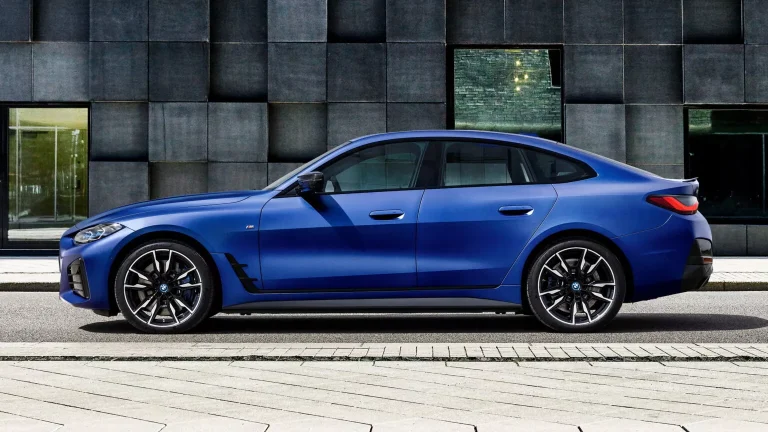BMW faz recall de 136 veículos elétricos nos EUA devido a risco em módulos de bateria