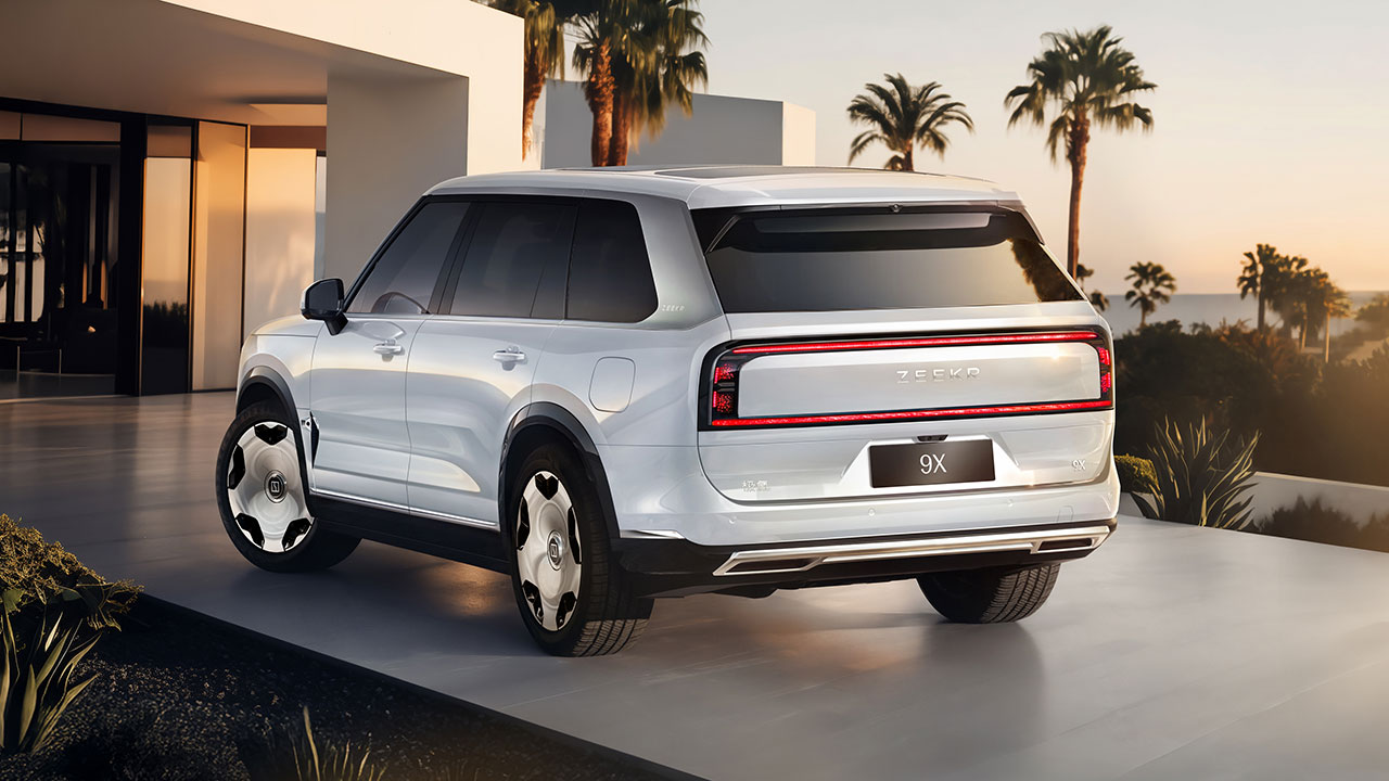 Zeekr revela plataforma híbrida SEA-S e pré-vendas do SUV 9X na China
