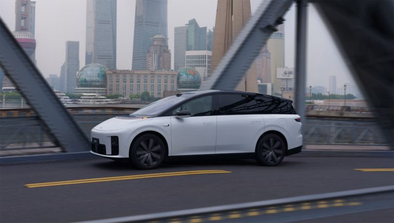 Li Auto atinge marca de 3.000 estações de supercarregadores na China