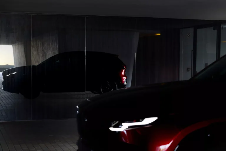 Mazda revela primeiros Teasers do novo CX-5 com design renovado e opção híbrida