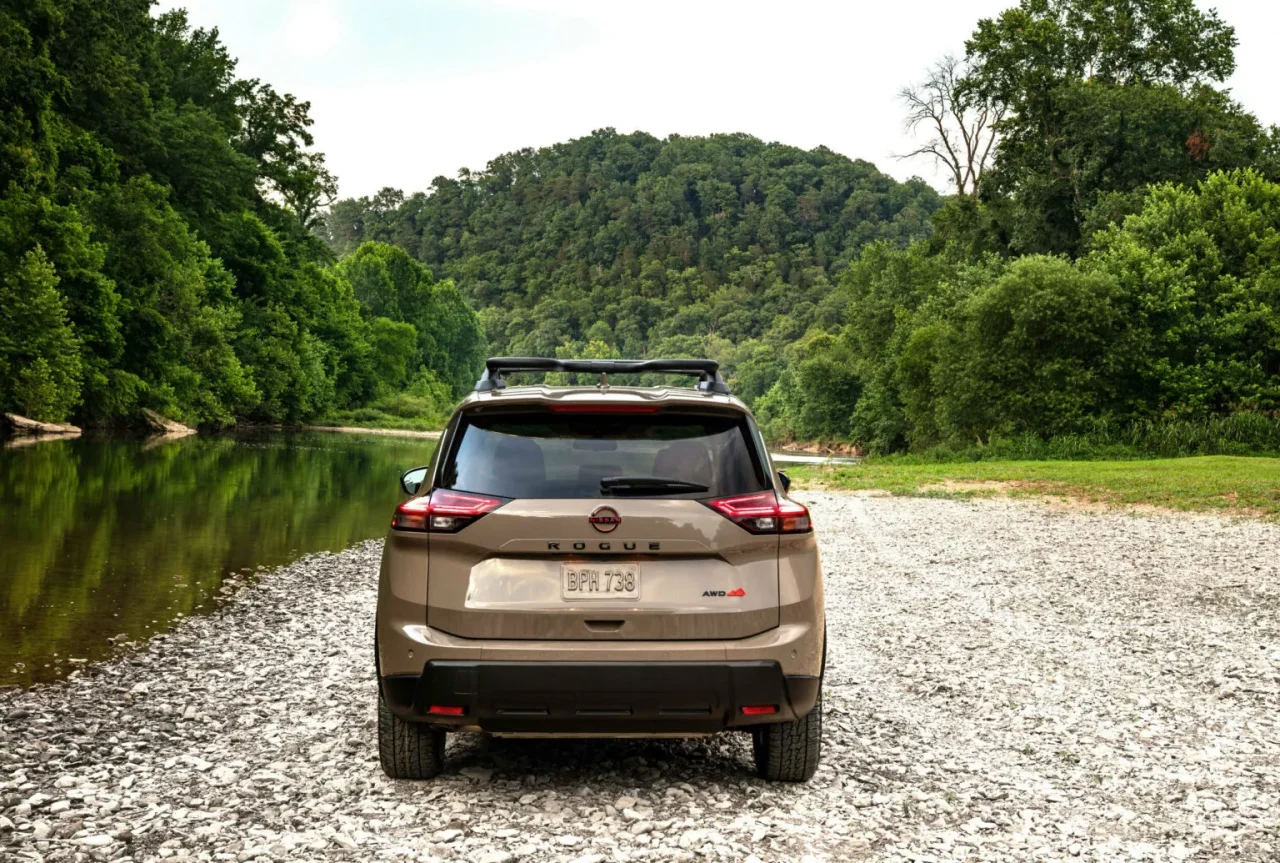 Nissan Rogue 2026 estreia nos EUA com a ousada versão Dark Armor