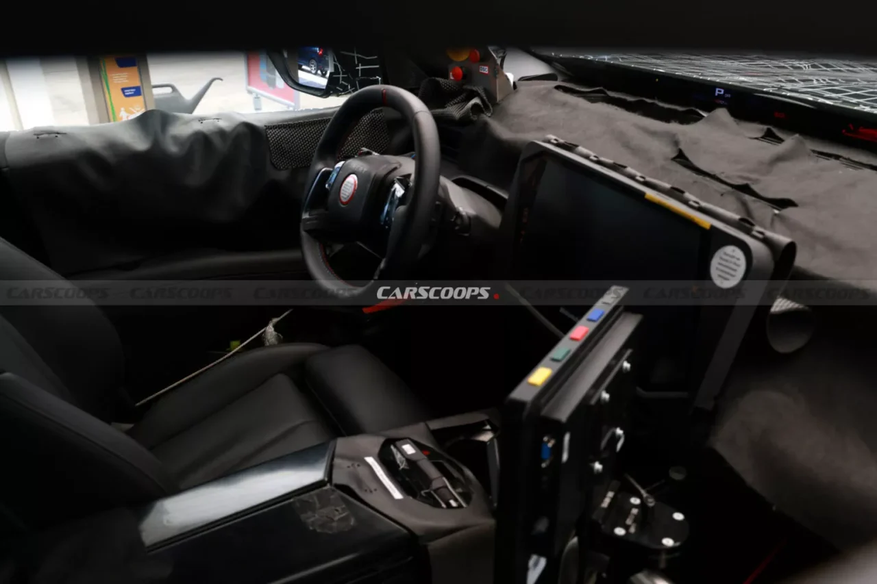 BMW apresenta interior tecnológico do X5 2027 com nova tela panorâmica