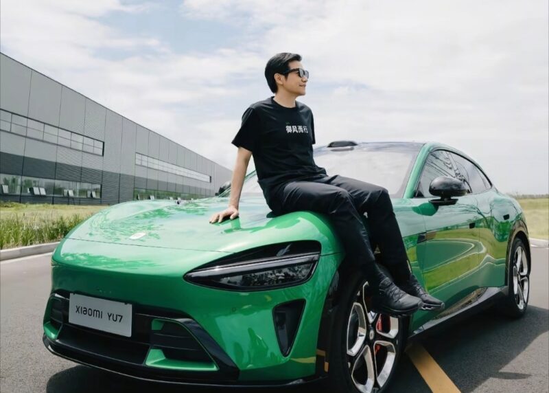 CEO da Xiaomi elogia Tesla e seu sistema de direção autônoma FSD
