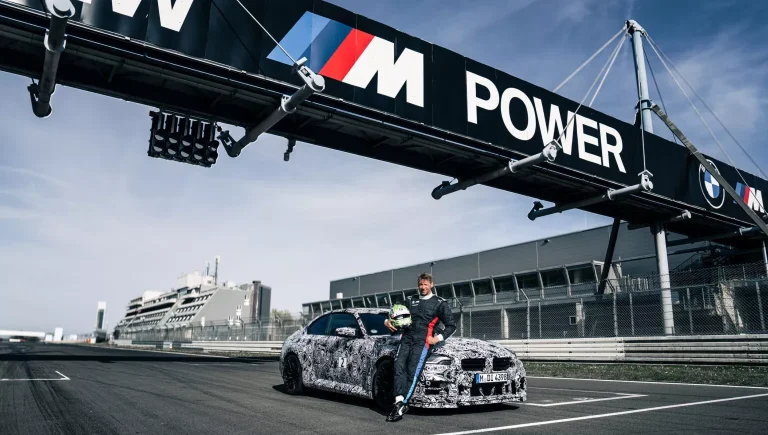 BMW M2 CS 2026 quebra recorde em Nürburgring