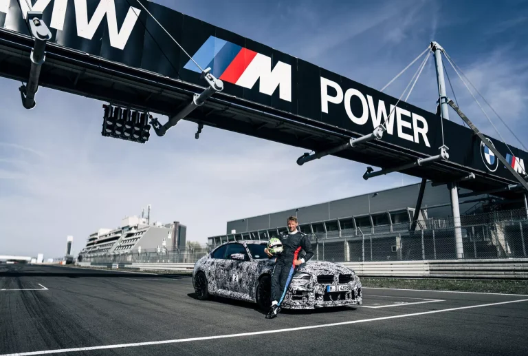 BMW M2 CS 2026 quebra recorde em Nürburgring