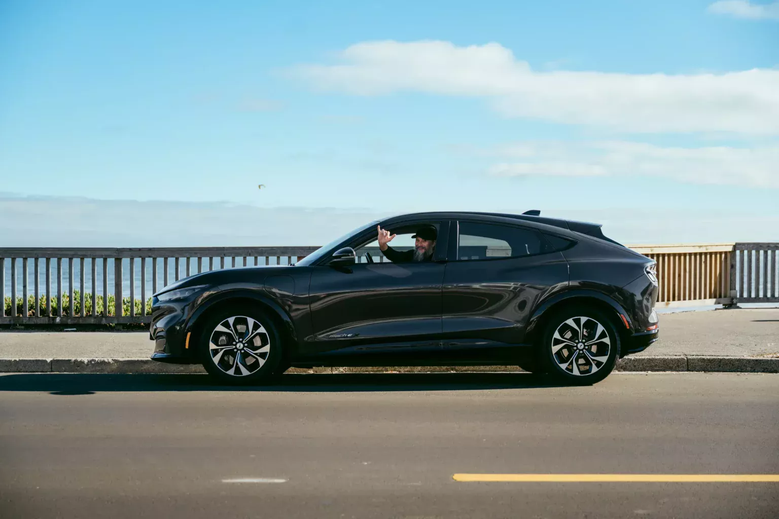 Ford Mustang Mach-E ultrapassa 400 mil km e desafia céticos dos veículos elétricos