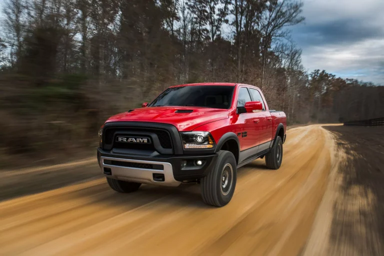 NHTSA investiga quase 1,2 milhão de picapes Ram após falhas em recall
