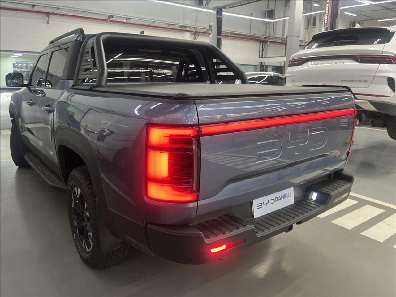 Com desconto de R$ 40 mil, BYD Shark supera preço da Toyota Hilux