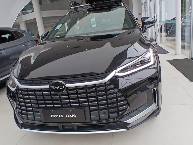 BYD libera Tan em julho com super desconto de R$ 100 mil