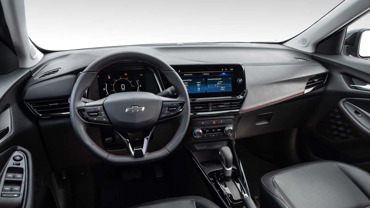 Chevrolet apresenta Montana 2026 com interior de Tracker e revela preços