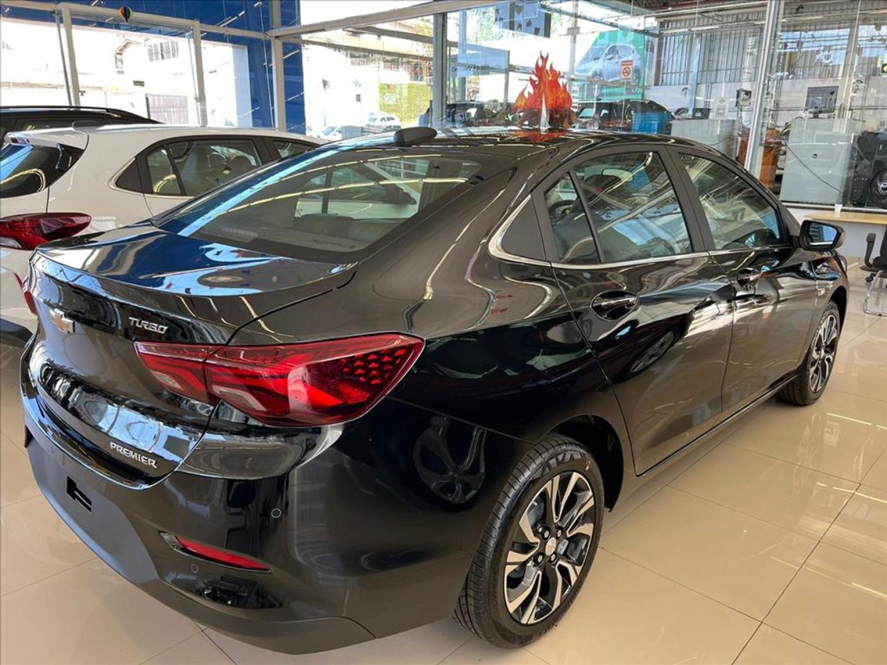 Chevrolet Onix Plus Premier fica até R$ 24.900 mais barato para PcD em julho
