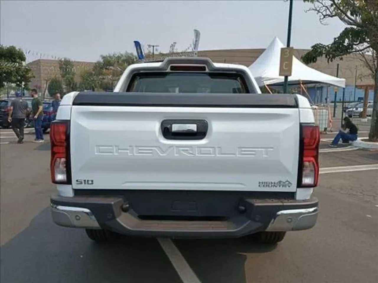 Chevrolet S10 High Country oferece desconto de R$ 29.600 para CNPJ em julho