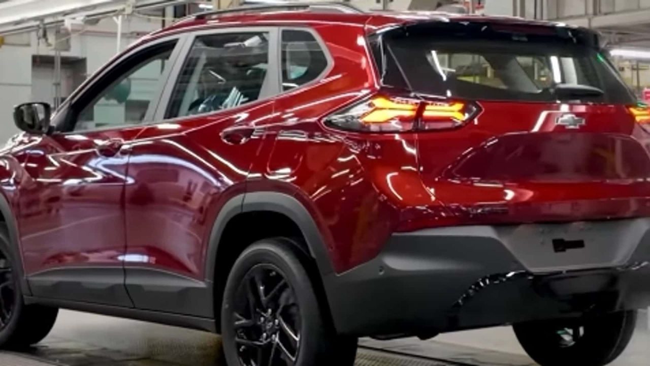 Chevrolet Tracker 2026 estreia em julho com visual renovado e mais tecnologia