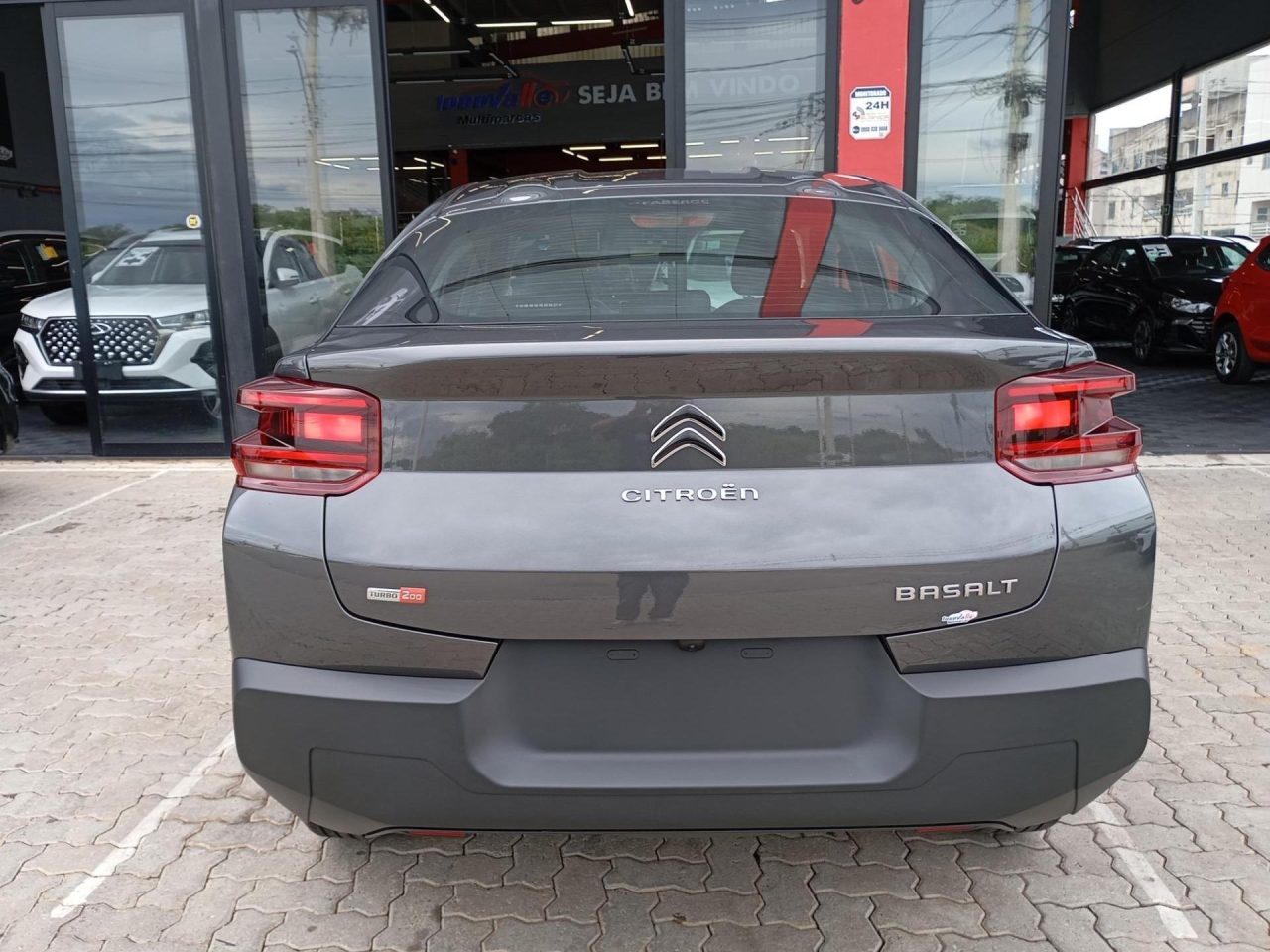 Citroën Basalt Shine é vendido com descontão de R$ 16.711 para PcD