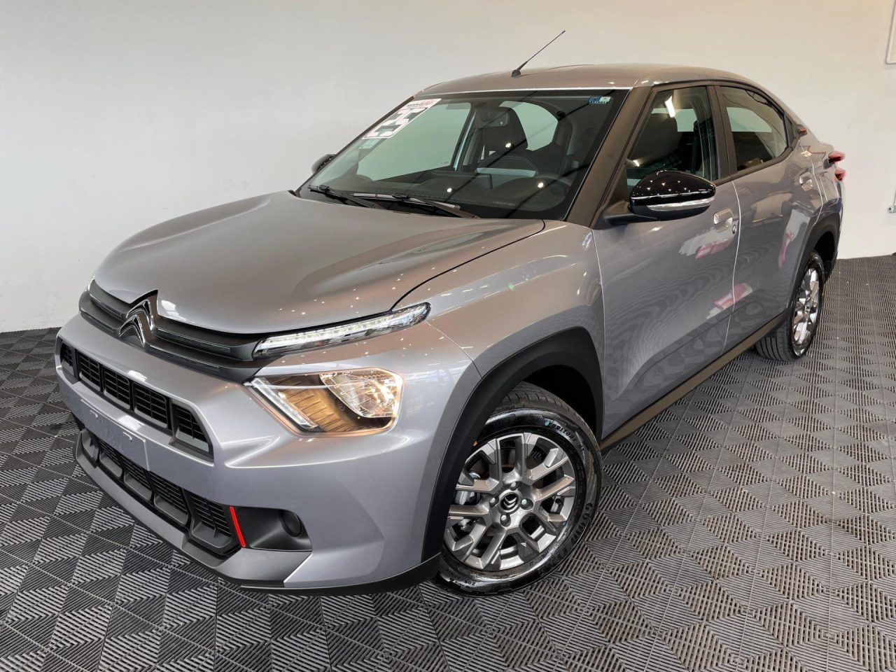 Citroën libera Basalt Feel 1.0 MT com descontão de R$ 25.850 para PcD