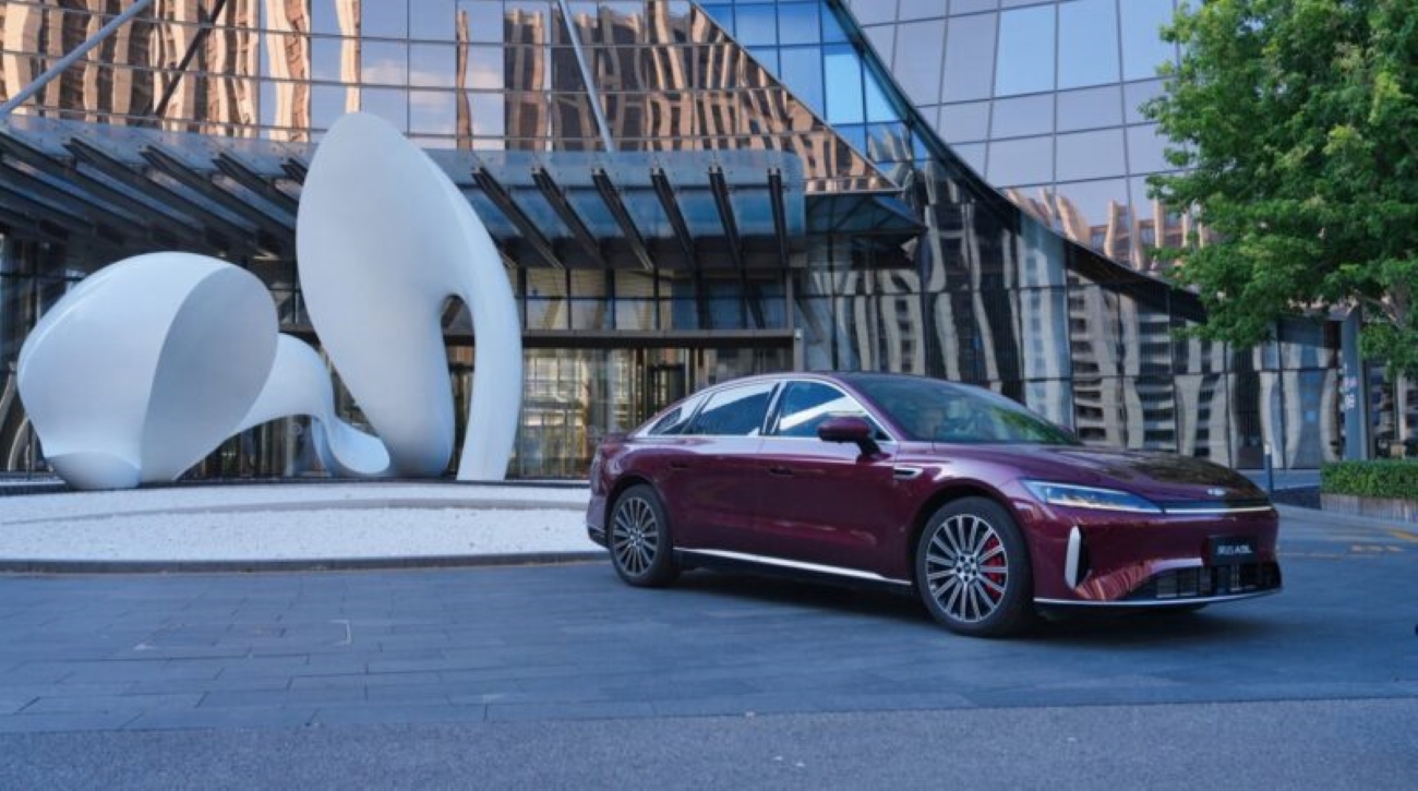 Novo sedan híbrido Chery Fulwin A9L recebe 50 mil pedidos no dia de lançamento