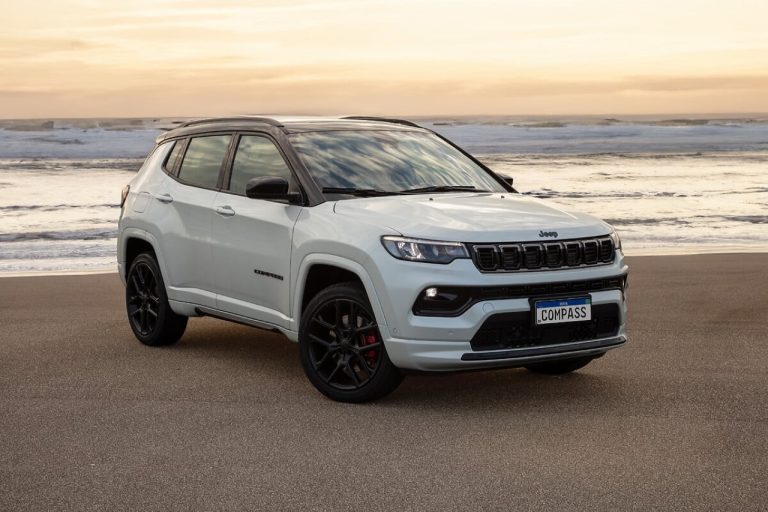 Jeep Compass atinge 500 mil unidades vendidas no Brasil