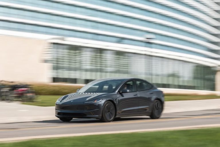 Tesla Model 3 ganha 40 km extras de autonomia em nova atualização na China