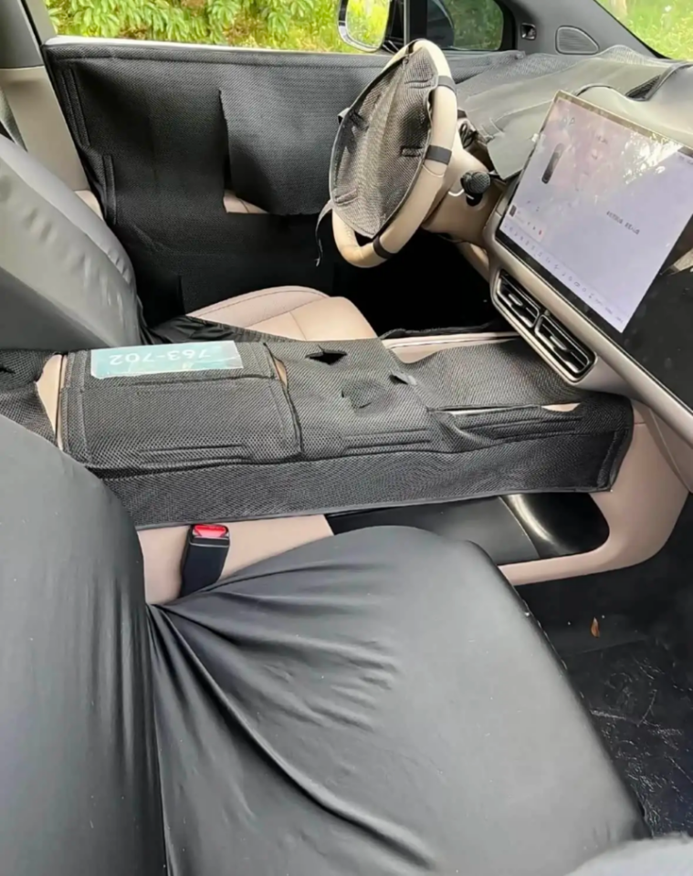 Li Auto i8 surge na China com novos detalhes antes do lançamento oficial