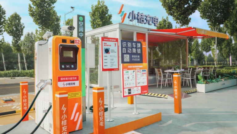 Orange Charging lança carregador ultrarrápido de 1.600 kW para veículos elétricos