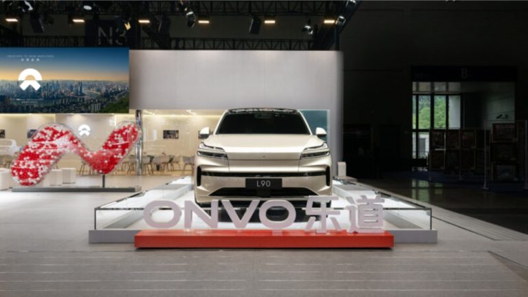 Onvo L90 revela interior luxuoso e inicia pré-venda em julho na China