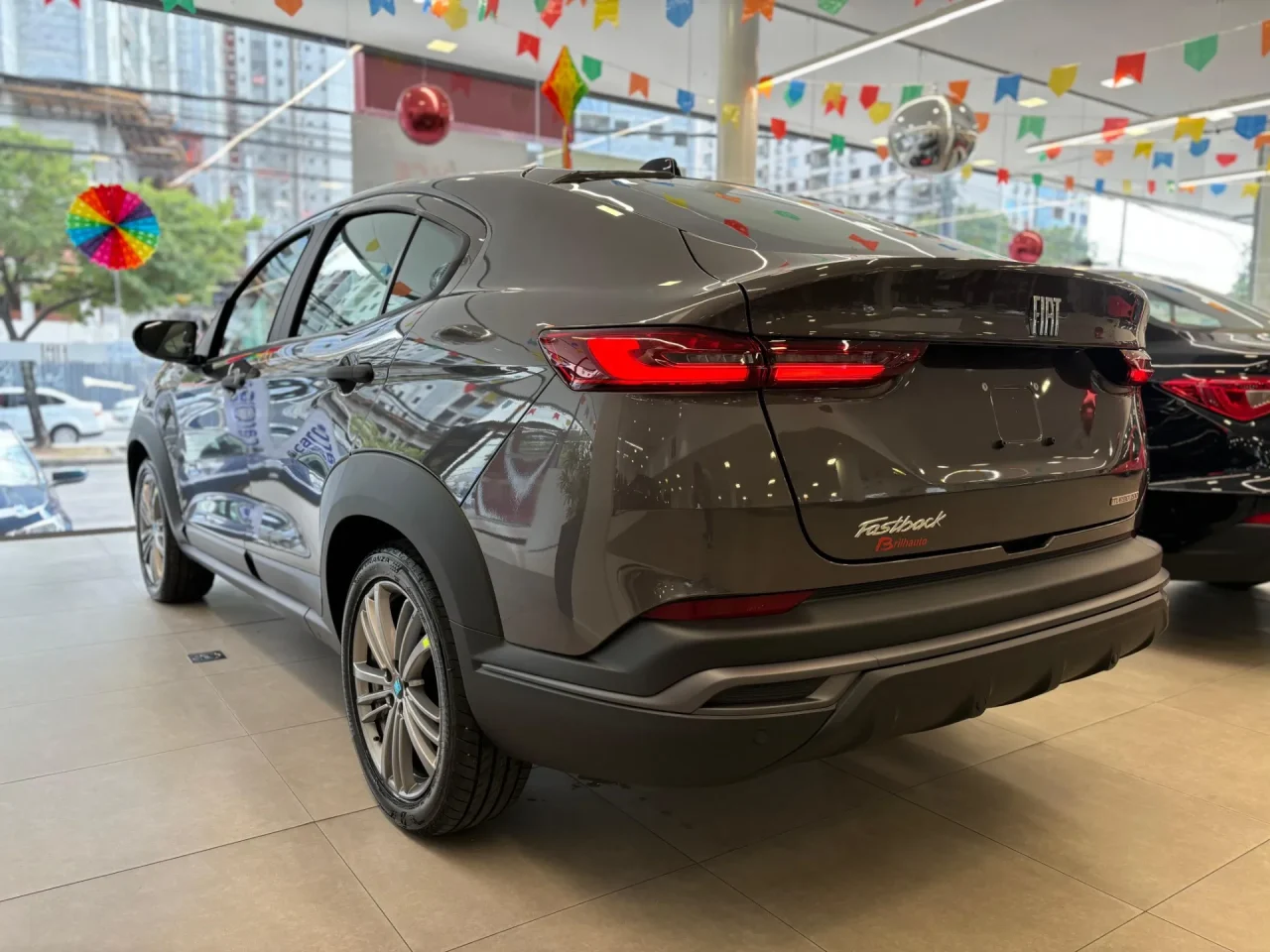 Fiat Fastback Turbo 200 2026: preço, ficha técnica e equipamentos