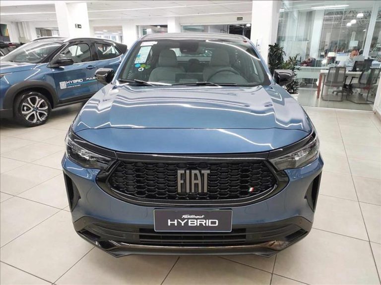 Fiat anuncia Fastback Impetus com descontão de R$ 16.880 para PcD