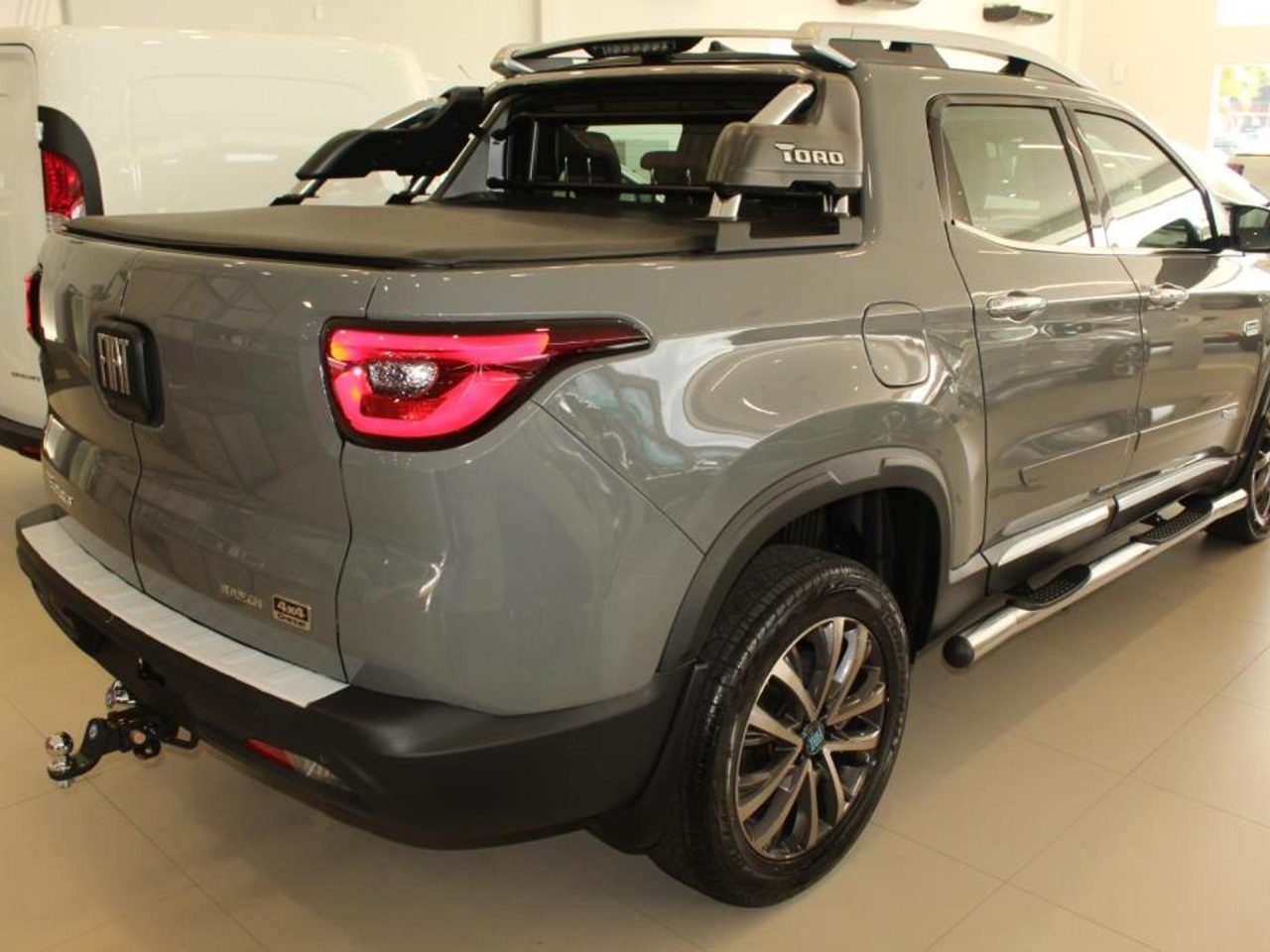 Fiat Toro Ranch tem mega desconto de R$ 36.200 para CNPJ em julho