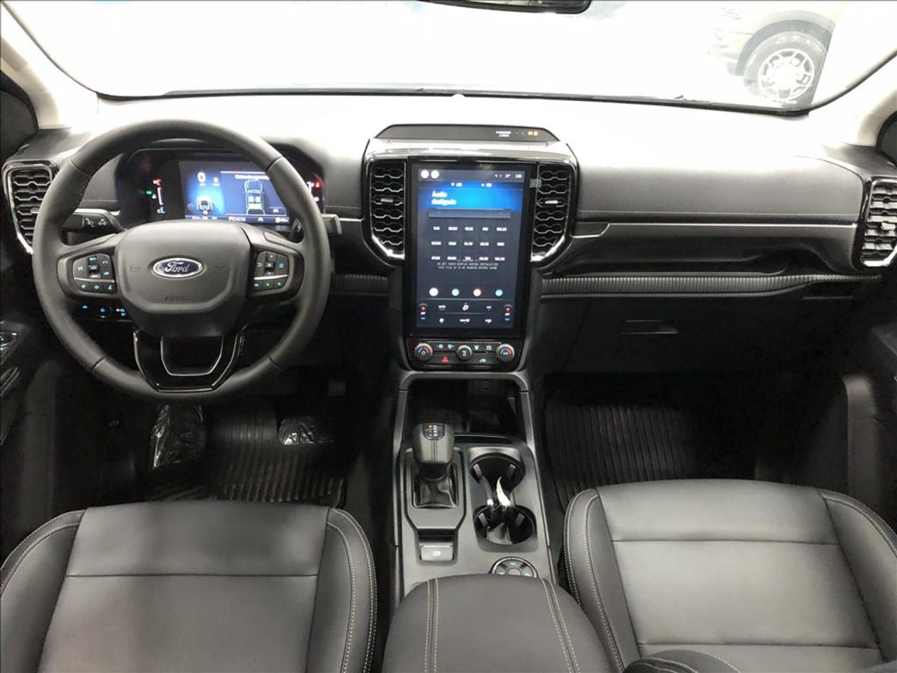 Ford Ranger XLT V6 2026: preço, ficha técnica e equipamentos