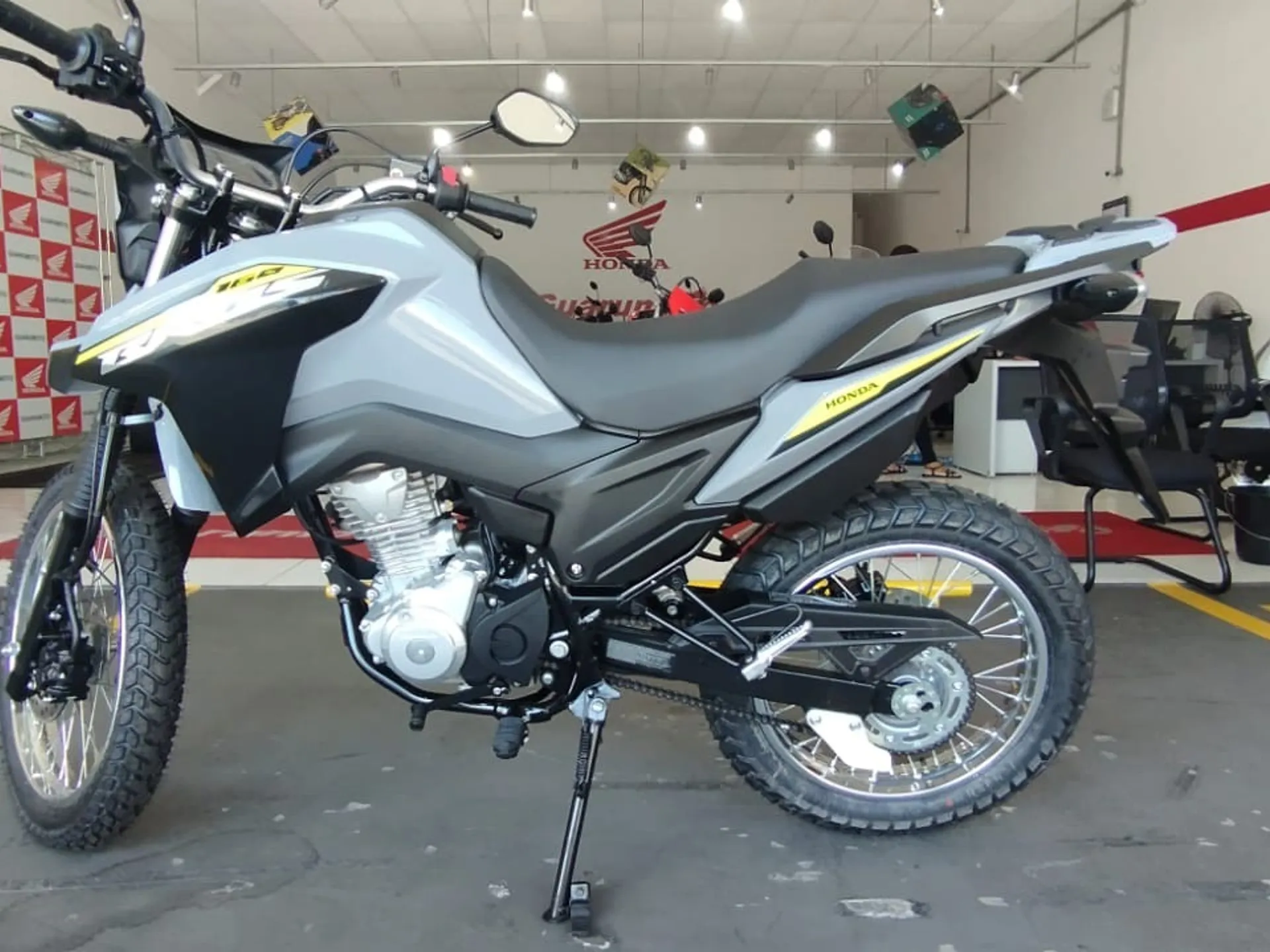 As motos mais vendidas até dia 29 de outubro de 2025