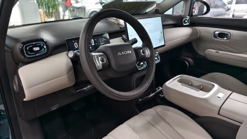 GAC Aion UT dá largada à expansão no Sudeste Asiático e mira mercados globais