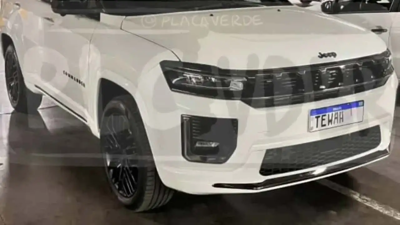 Flagra revela novo Jeep Commander 2026 sem camuflagem antes do lançamento oficial