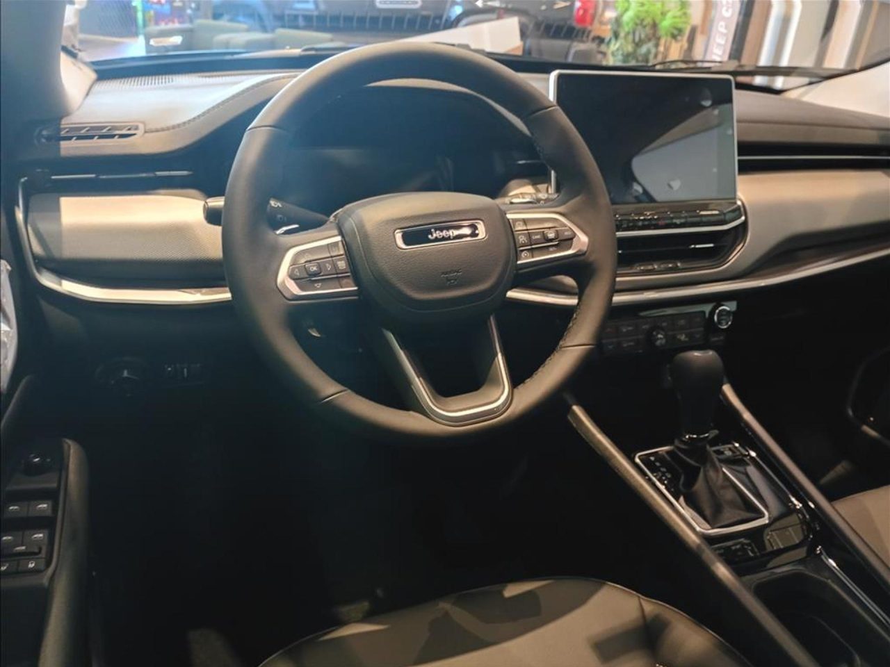 Jeep libera Compass Sport com mega desconto R$ 45.101 para PcD
