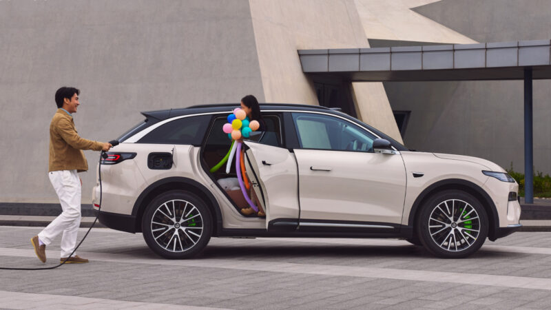 Novo SUV Leapmotor C11 2026 tem pré-venda iniciada na China