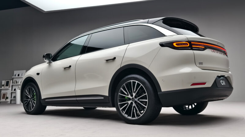 Novo SUV Leapmotor C11 2026 tem pré-venda iniciada na China