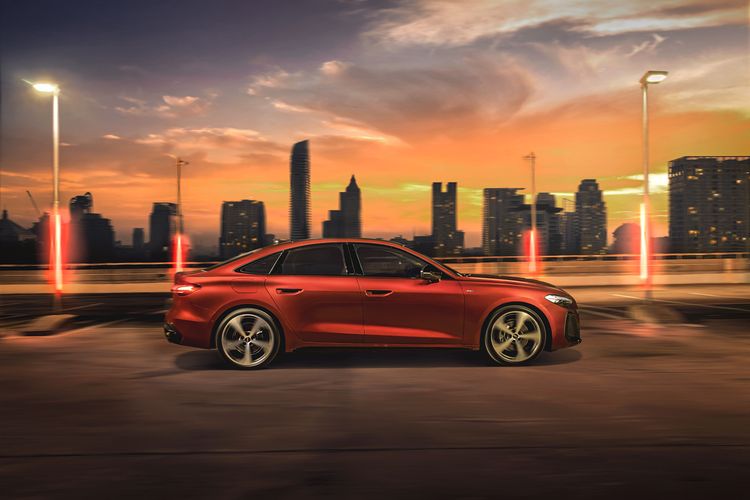 Audi A5 Sedan 2025 chega ao Brasil substituindo o A4 com motor de 272 cv
