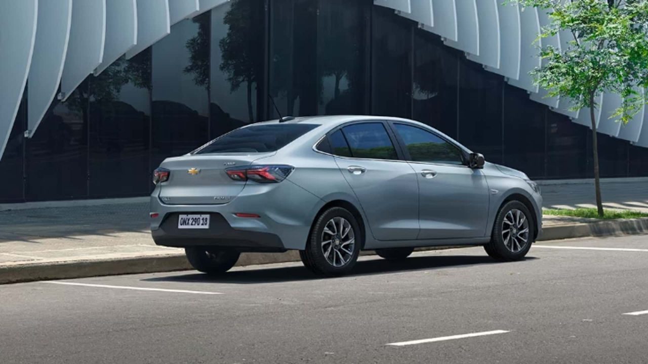Chevrolet Onix Plus LTZ é ofertado com descontão de R$ 28,6 mil para PcD