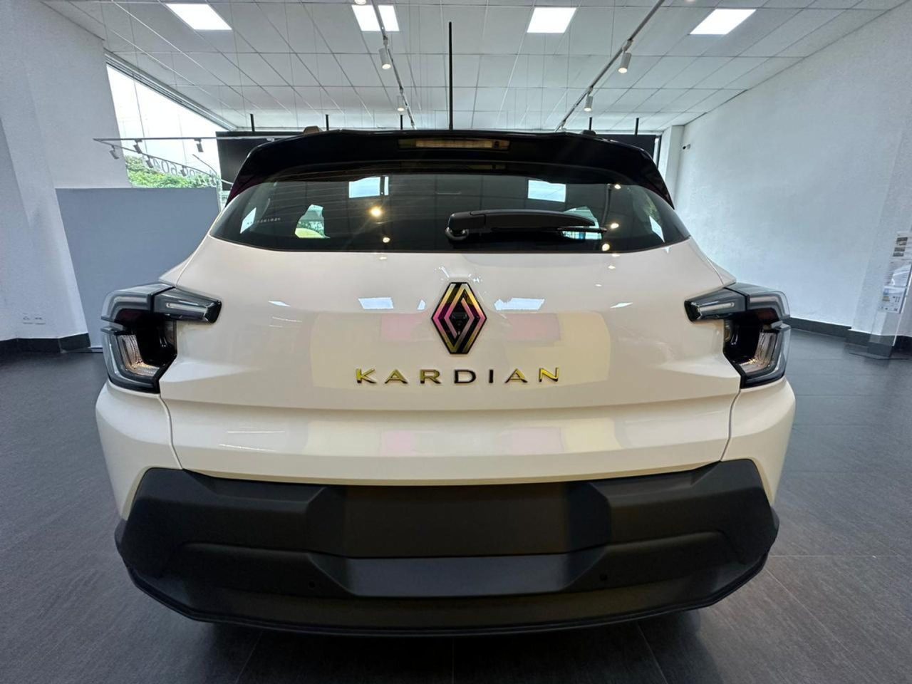 Linha 2026 se aproxima, e Renault Kardian ganha bônus de até R$ 20 mil