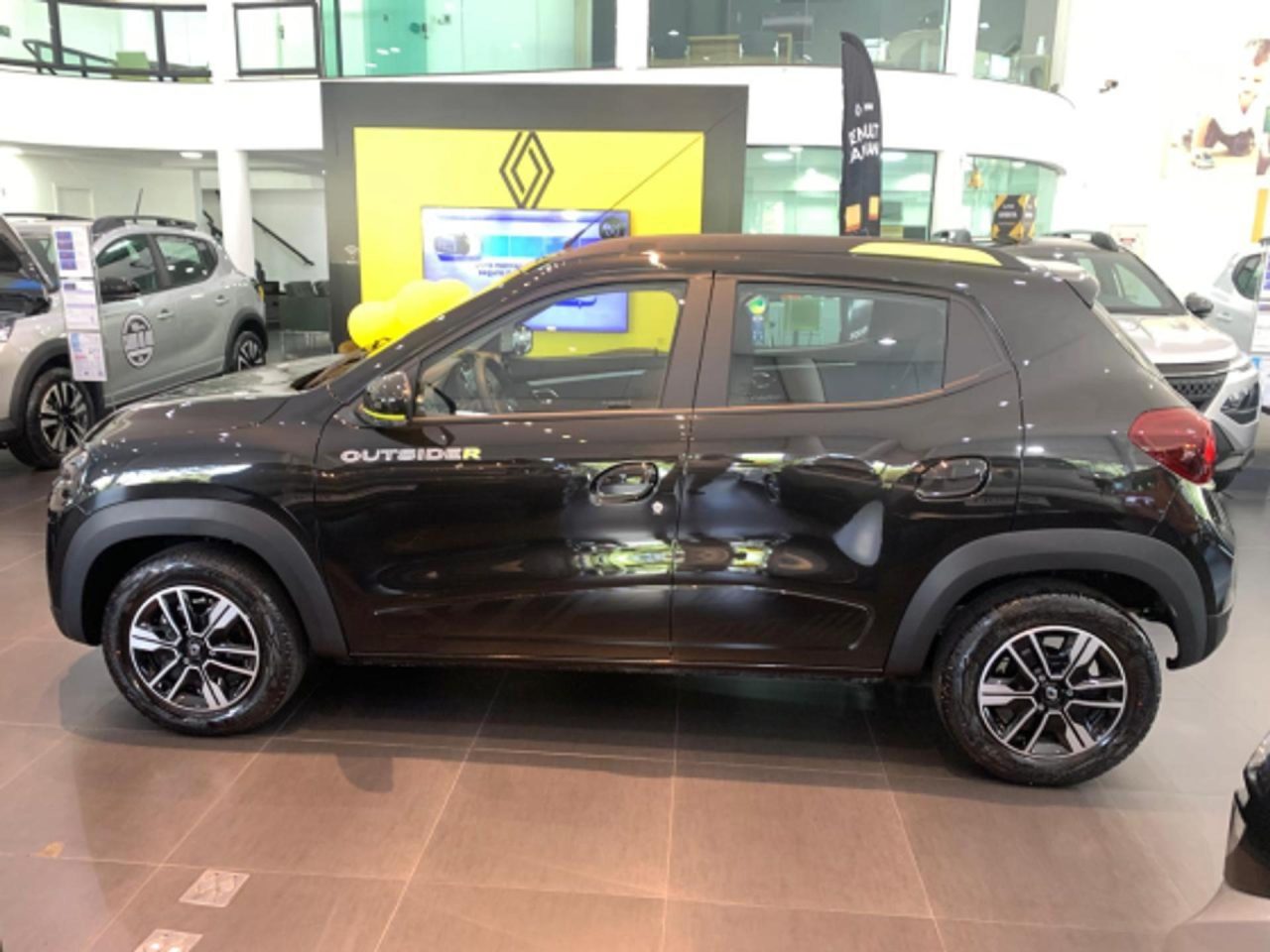 Renault Kwid Intense está com um superdesconto de R$ 22.995 para PcD