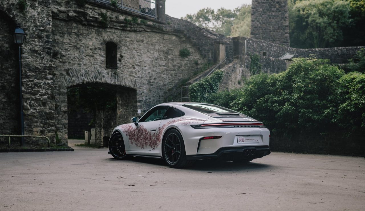 Porsche 911 GT3 Touring única celebra 75 anos da Porsche Luxemburgo
