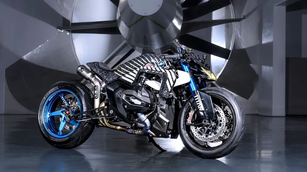 BMW Motorrad revela conceito radical Titan com motor turbinado e óxido nitroso