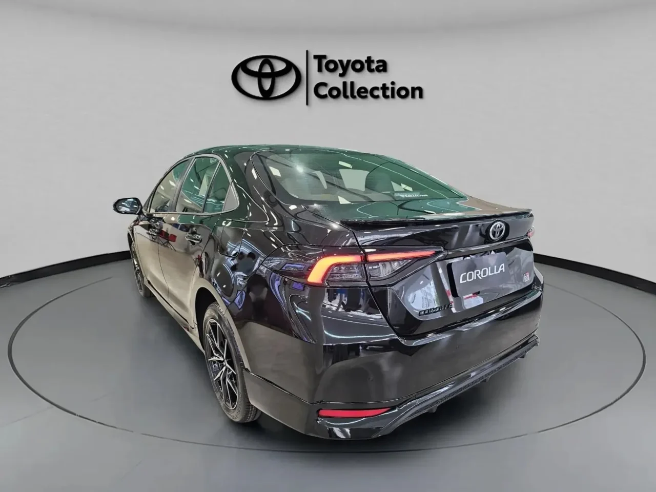 Toyota oferece Corolla Altis Premium com R$ 15.032 de desconto para PcD em julho