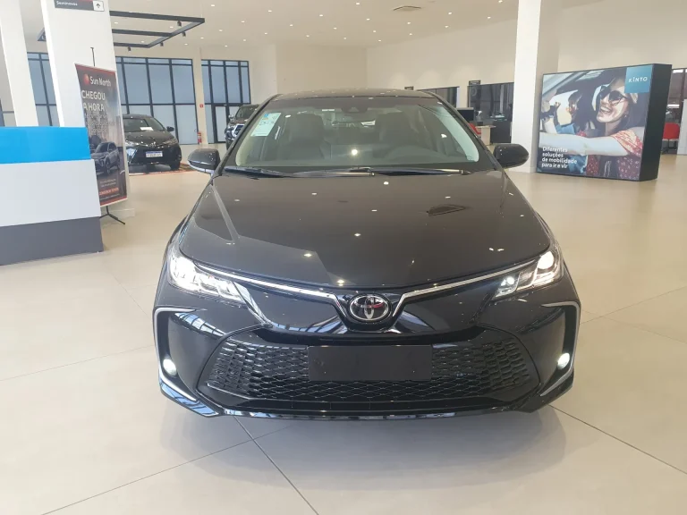 Novo Toyota Corolla GLi Hybrid será lançado em setembro no Brasil