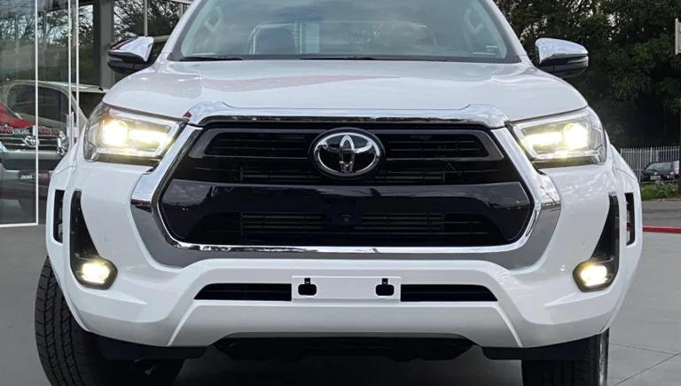 Toyota Hilux SR é liberado em julho com redução de R$ 55 mil para CNPJ