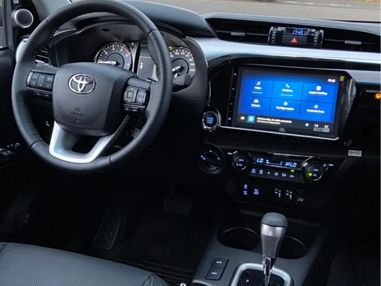 Toyota Hilux SR é liberado em julho com redução de R$ 55 mil para CNPJ