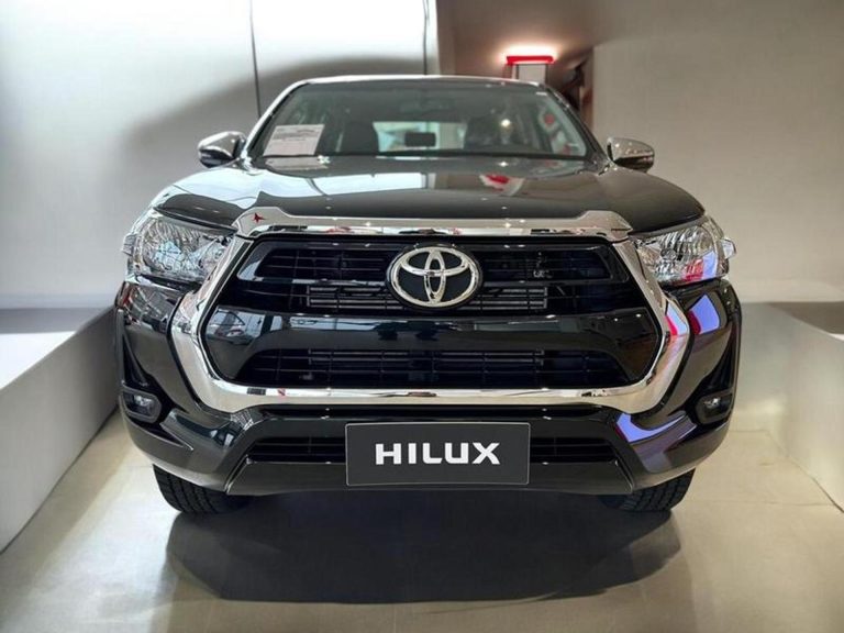 Toyota libera desconto de R$ 52.018 na Hilux Power Pack AT para CNPJ