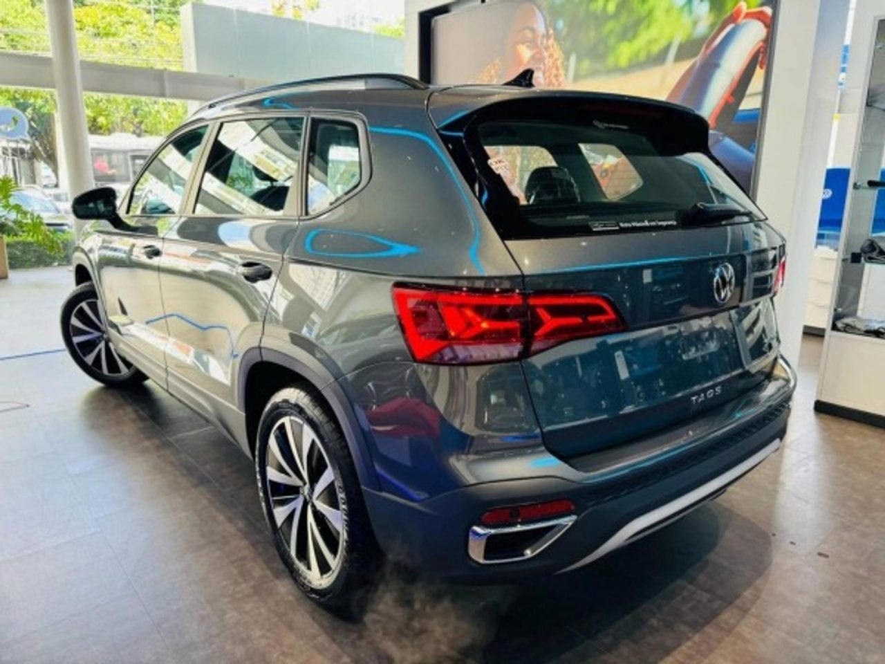 Volkswagen Taos Comfortline está com bolada de desconto de R$ 20.399 para CNPJ